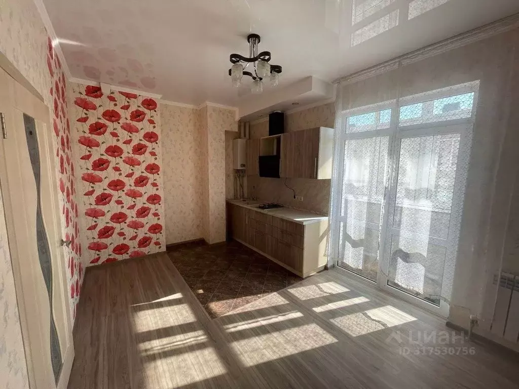 1-к кв. Краснодарский край, Геленджик ул. Савицкого, 11А (57.0 м) - Фото 0