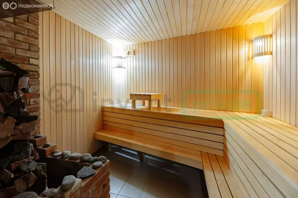 Дом в посёлок Луговое, улица 70 лет Октября (160 м) - Фото 1