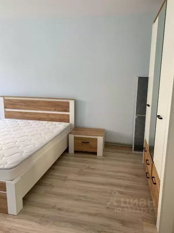 3-к кв. Курская область, Курск просп. Хрущева, 28 (75.9 м) - Фото 0