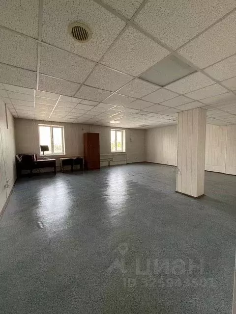 Офис в Самарская область, Тольятти Офицерская ул., 60 (70 м) - Фото 1