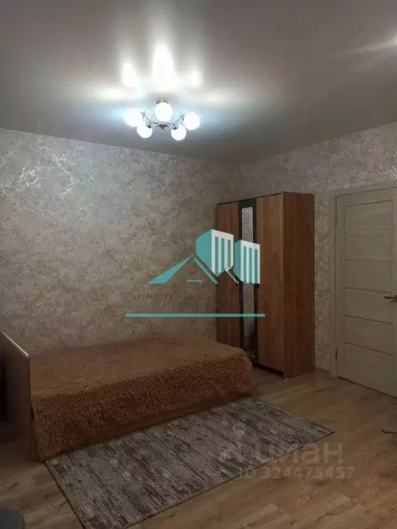 Студия Калужская область, Калуга бул. Солнечный, 18 (30.0 м) - Фото 1