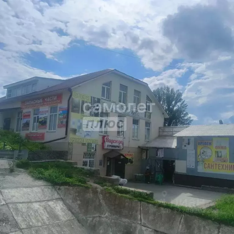 Торговая площадь в Курская область, Поселок Медвенка муниципальное ... - Фото 1