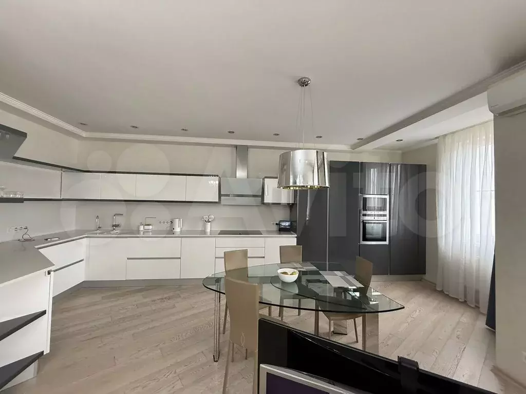 3-к. квартира, 120 м, 12/16 эт. - Фото 1