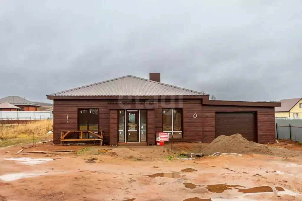 Дом в Татарстан, Елабужский район, Танайское с/пос, д. Хлыстово ул. ... - Фото 1