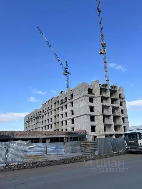 2-к кв. Оренбургская область, Оренбург ул. Неплюева, 4 (80.21 м) - Фото 1