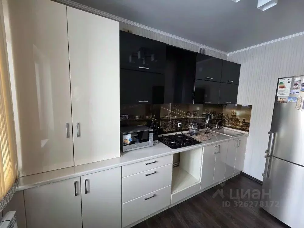 1-к кв. Белгородская область, Губкин Преображенская ул., 18 (34.2 м) - Фото 1