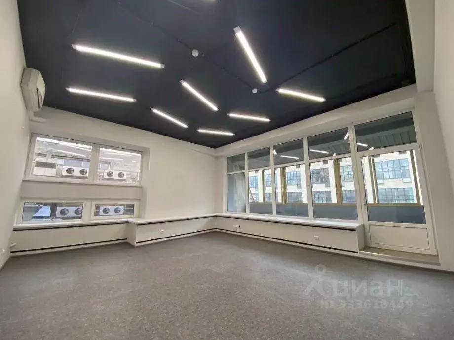 Офис в Санкт-Петербург Кантемировская ул., 12 (113 м) - Фото 1