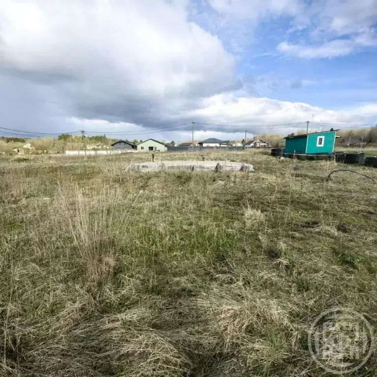 Участок в Ленинградская область, Выборгский район, пос. Первомайское ... - Фото 2