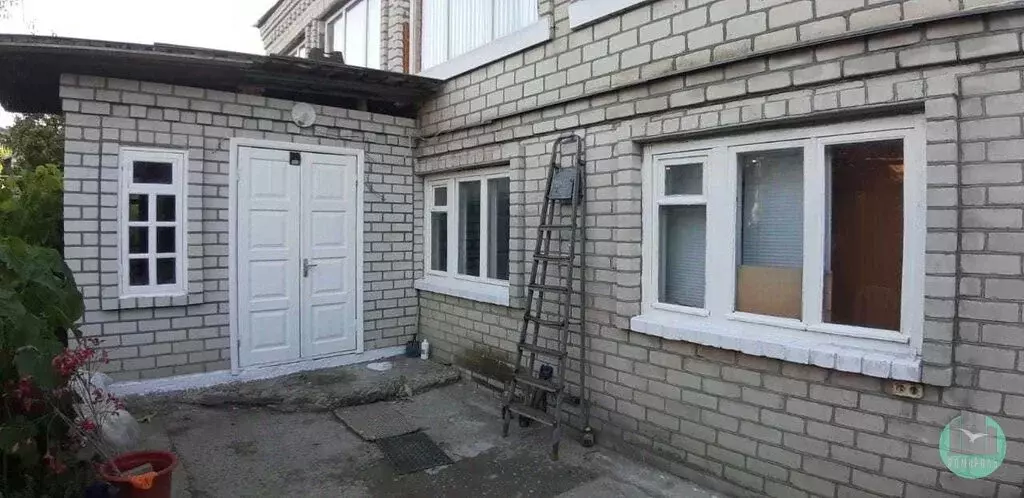 Дом в Борисовка, улица Фурманова (255.6 м) - Фото 0