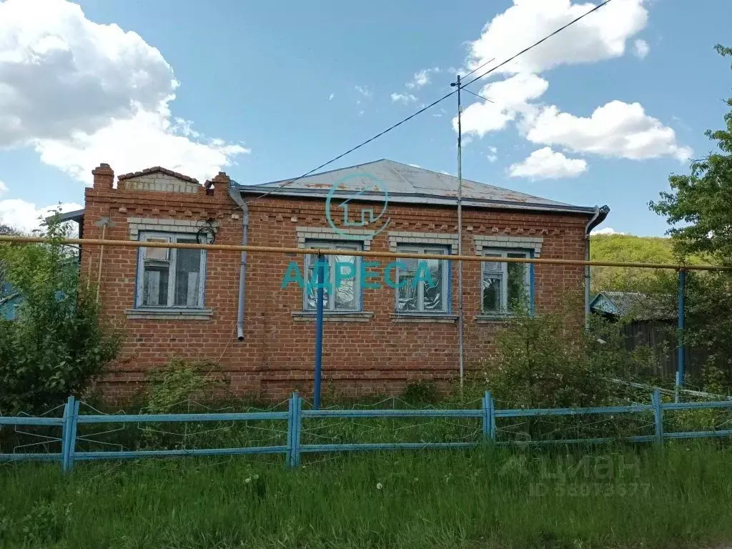 Дом в Белгородская область, Новооскольский городской округ, пос. ... - Фото 0