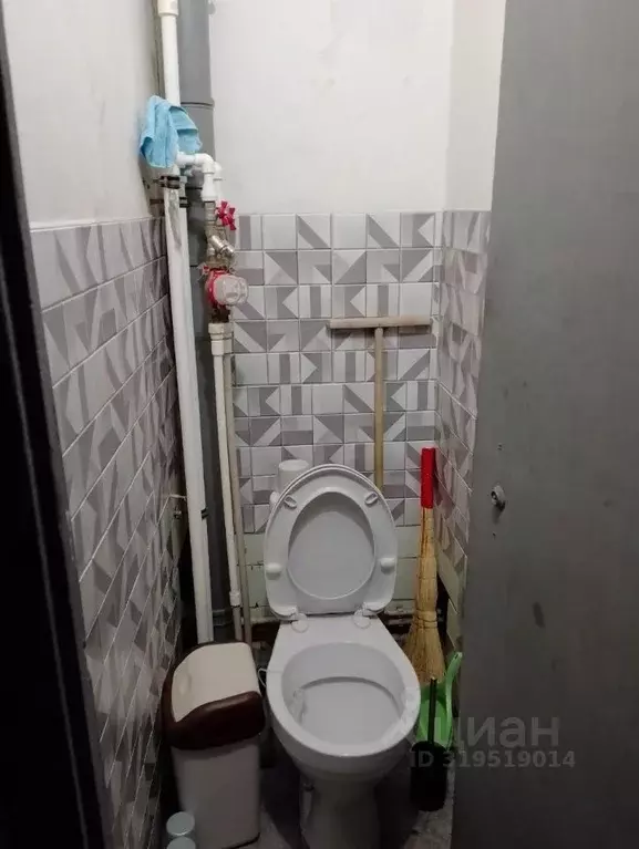 Комната Самарская область, Тольятти Ленинский просп., 36 (17.2 м) - Фото 1