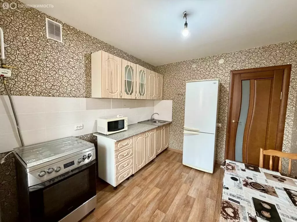 2-комнатная квартира: Киров, улица Ивана Попова, 10к1 (69.3 м) - Фото 2