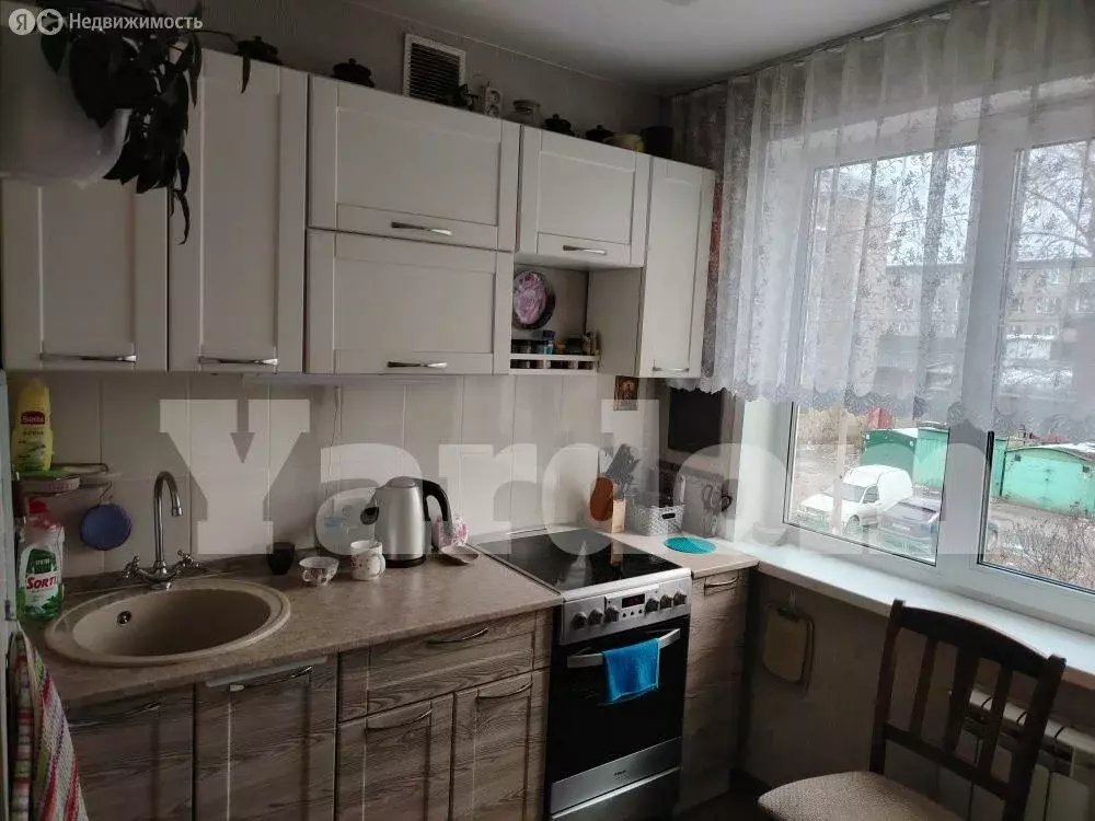 3-комнатная квартира: Красноярск, улица 60 лет Октября, 108 (49 м) - Фото 2