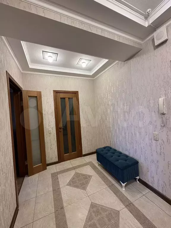 1-к. квартира, 50 м, 4/9 эт. - Фото 1