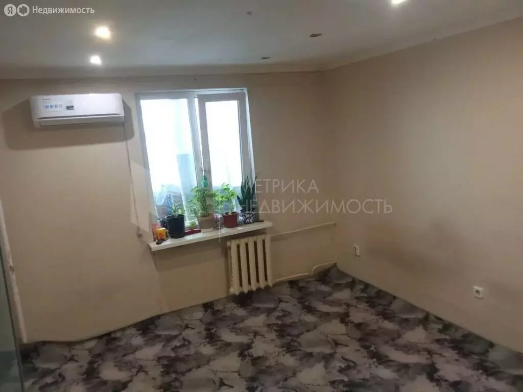 1-комнатная квартира: Тюмень, улица Бабарынка, 20А (30 м) - Фото 2