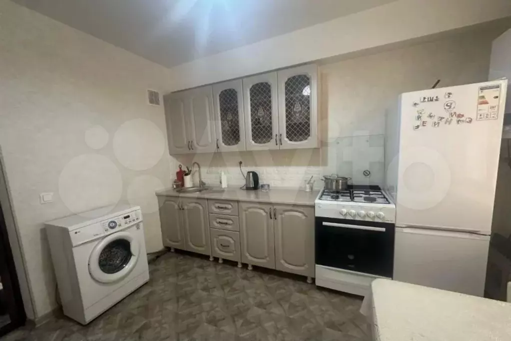 1-к. квартира, 45 м, 1/12 эт. - Фото 1