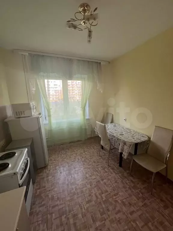 2-к. квартира, 42 м, 2/10 эт. - Фото 1