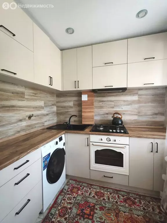1-комнатная квартира: Киров, улица Кольцова, 10 (32 м) - Фото 0