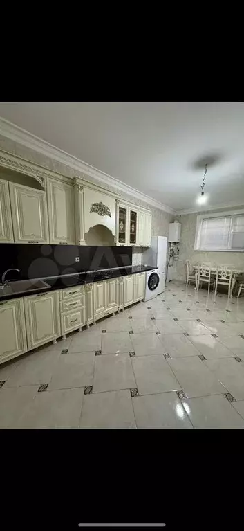 2-к. квартира, 75 м, 1/10 эт. - Фото 0