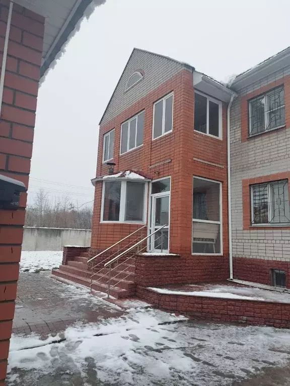 Коттедж в Кировская область, Кирово-Чепецк Луговая ул., 20 (204 м) - Фото 2