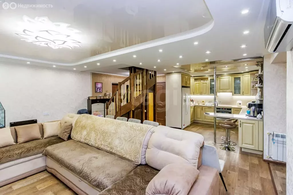 3-комнатная квартира: Тюмень, улица Самарцева, 30 (99.7 м) - Фото 1