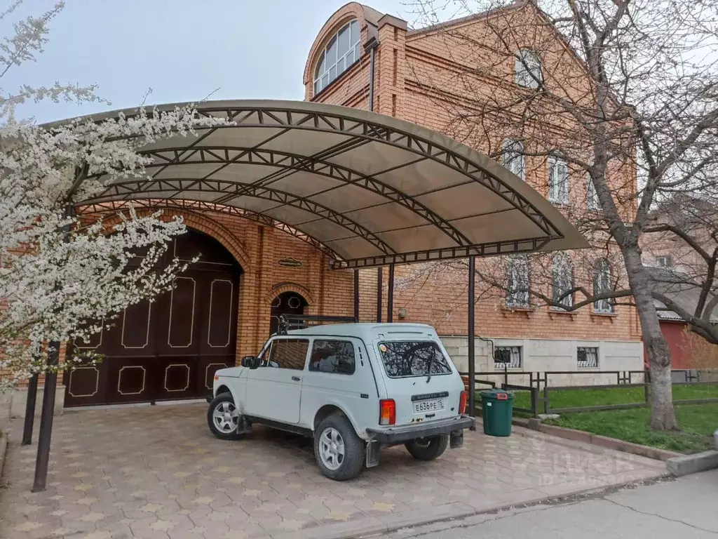 Дом в Северная Осетия, Владикавказ ул. Пироговская, 30 (495 м) - Фото 1