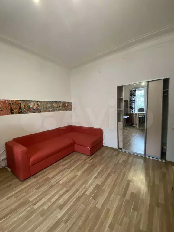 Комната 16 м в 3-к., 3/6 эт. - Фото 0