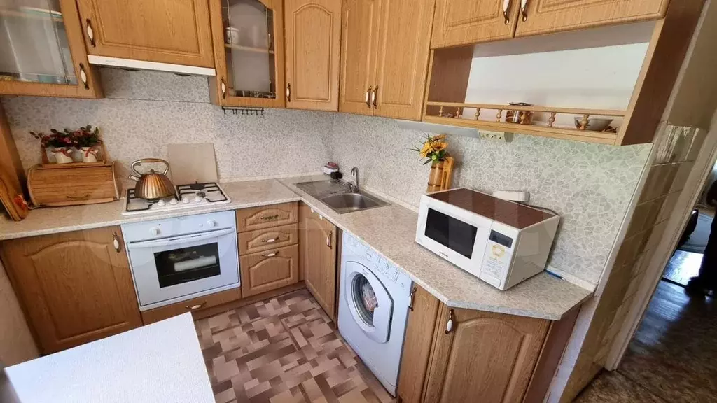 3-к. квартира, 64 м, 2/5 эт. - Фото 0