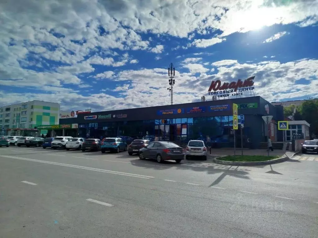Торговая площадь в Татарстан, Набережные Челны ул. Шамиля Усманова, 47 ... - Фото 0