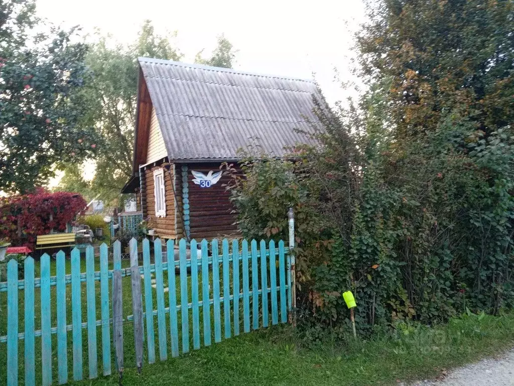 Дом в Свердловская область, Белоярский муниципальный округ, 50 лет ... - Фото 1
