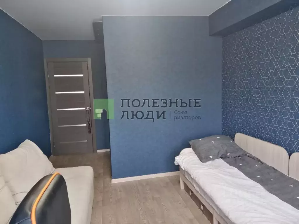 3-к кв. Иркутская область, Ангарск 6А мкр, 28 (70.2 м) - Фото 0