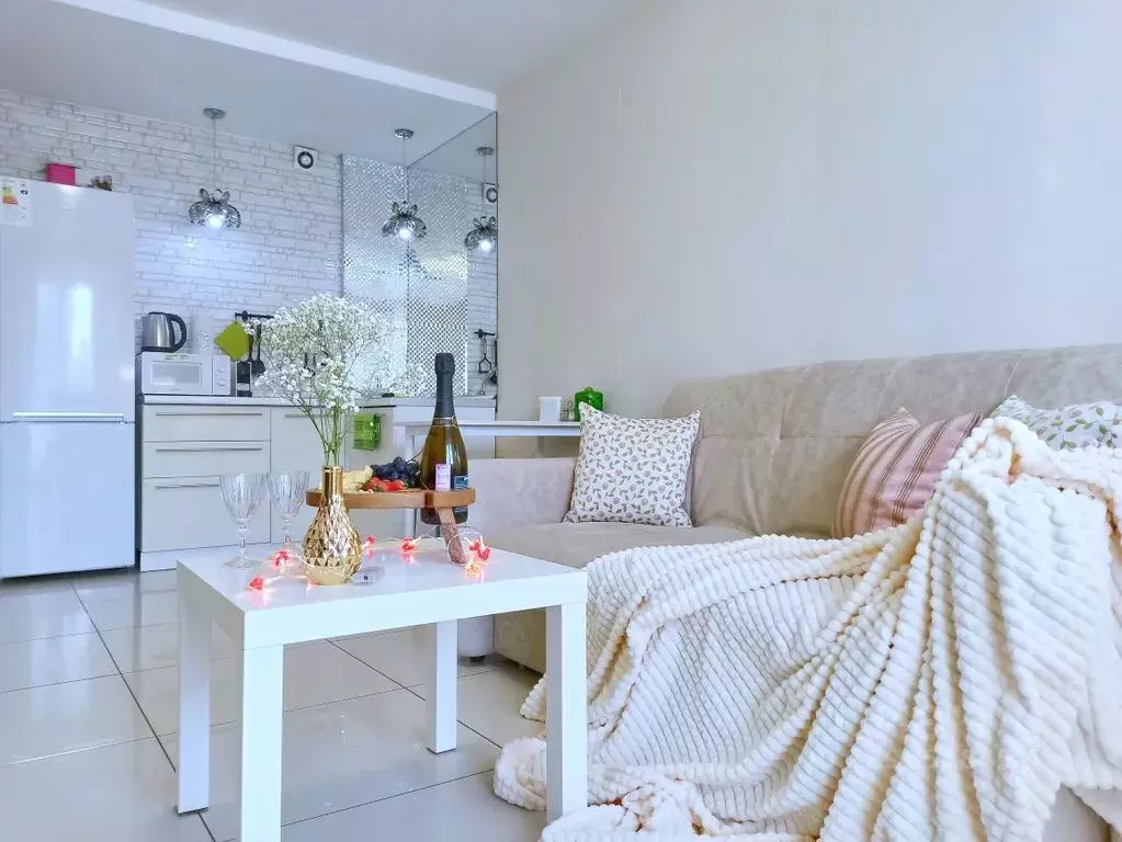 2-к кв. Иркутская область, Ангарск 22-й мкр, 43 (42.0 м) - Фото 1