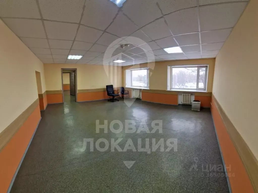 Офис в Омская область, Омск ул. Булатова, 100 (100 м) - Фото 0
