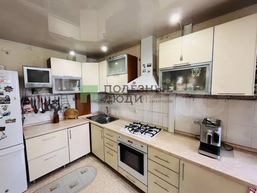 2-к. квартира, 51 м, 1/5 эт. - Фото 0