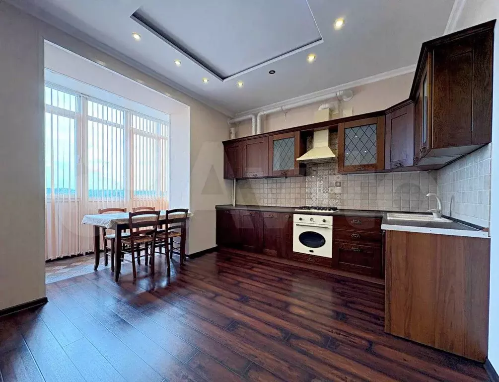3-к. квартира, 86 м, 5/5 эт. - Фото 1