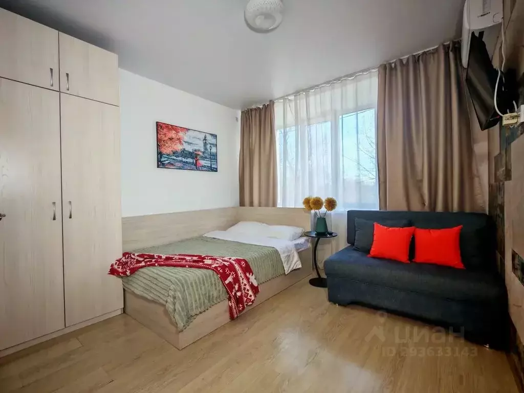 Студия Приморский край, Владивосток Верхнепортовая ул., 64 (18.0 м) - Фото 2