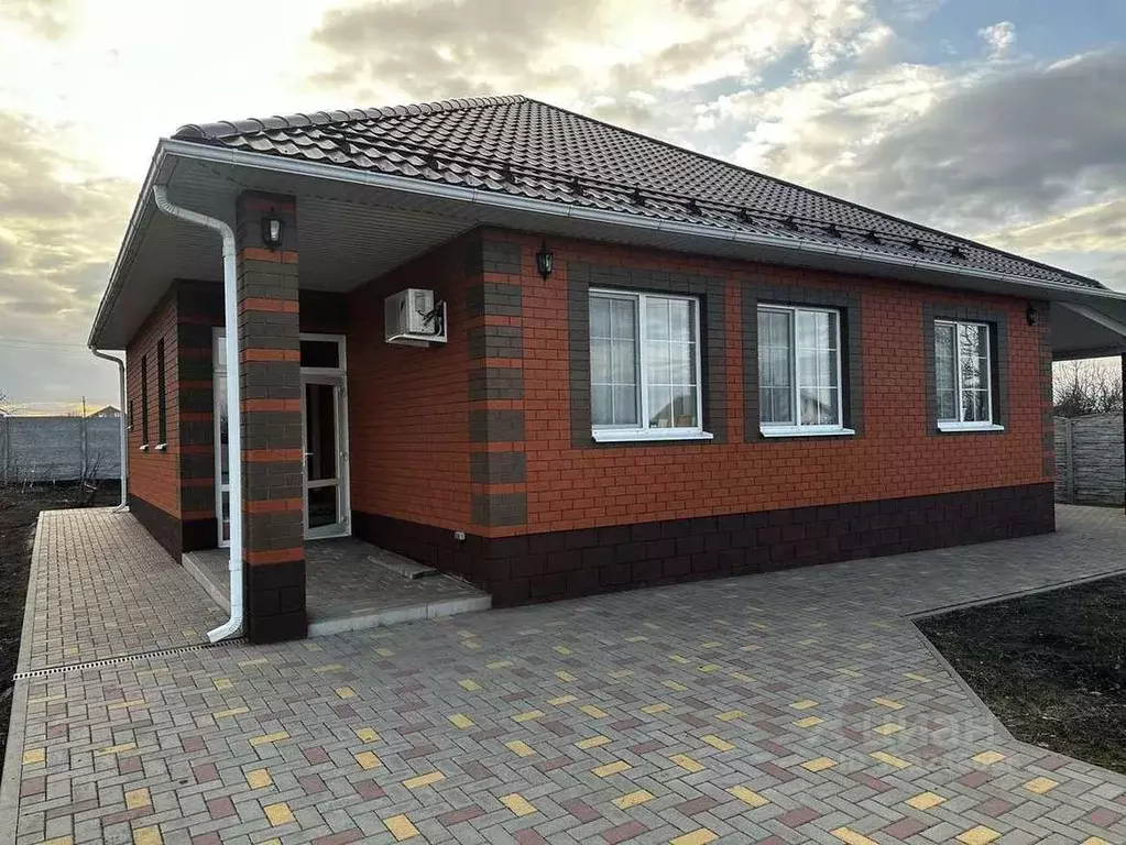 Дом в Белгородская область, Белгород ул. Имени Героя Советского Союза ... - Фото 2