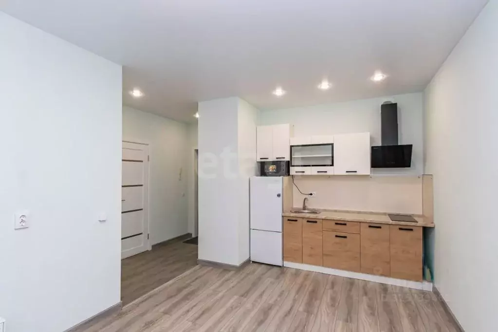 1-к кв. Тюменская область, Тюмень ул. Николая Глебова, 4 (40.0 м) - Фото 2