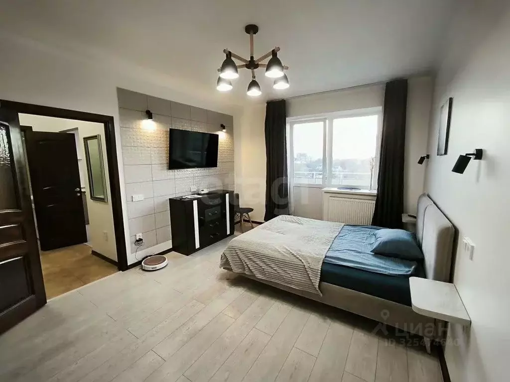 1-к кв. Калининградская область, Калининград ул. Баженова, 13 (36.5 м) - Фото 1