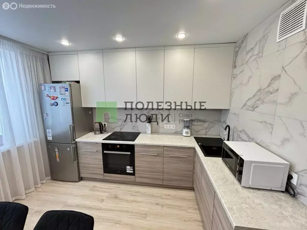 2-комнатная квартира: Ижевск, улица Архитектора П.П. Берша, 34 (62 м) - Фото 1