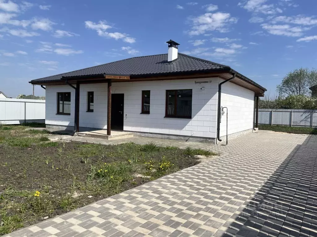 Дом в Воронежская область, с. Новая Усмань ул. Краснознаменная, 5/1 ... - Фото 1