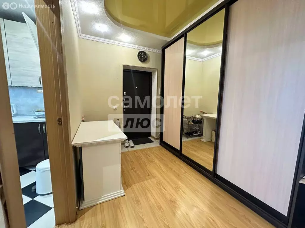 2-комнатная квартира: Кропоткин, 1-й микрорайон, 22 (62.7 м) - Фото 2