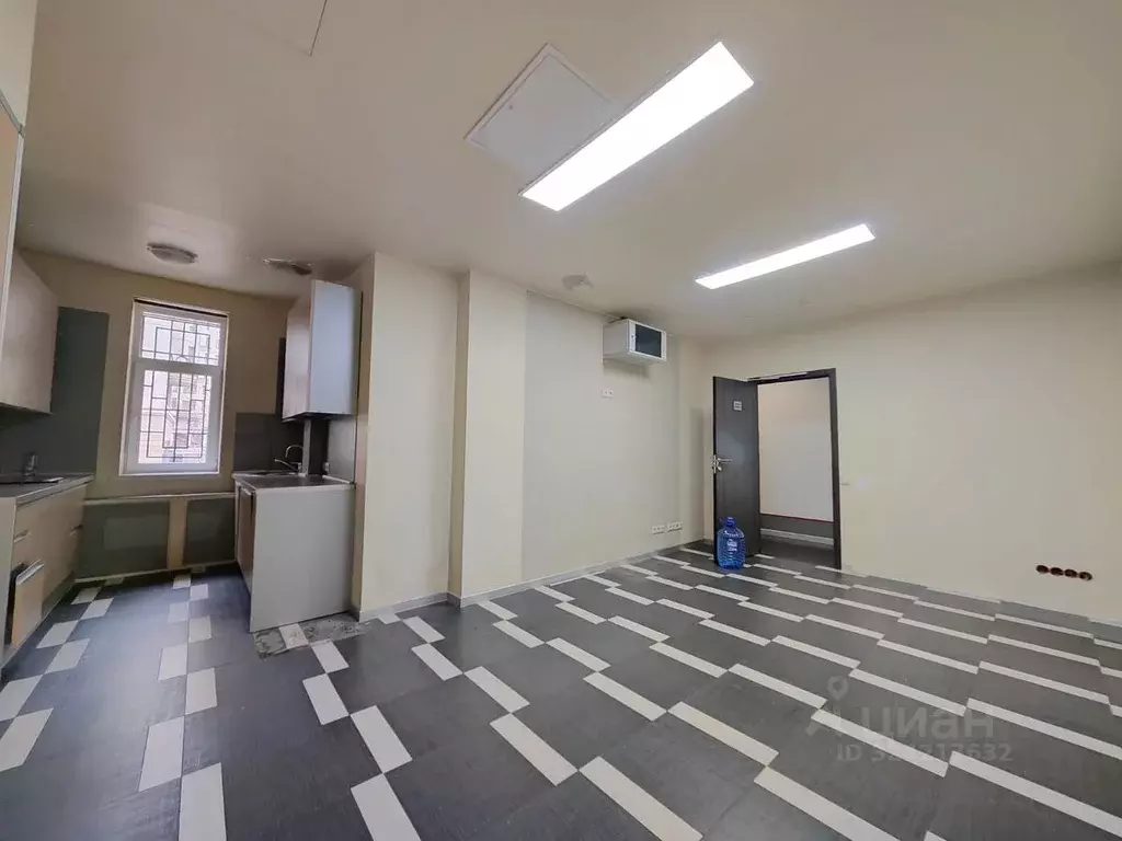 Помещение свободного назначения в Москва Шуваловский жилой комплекс ... - Фото 0