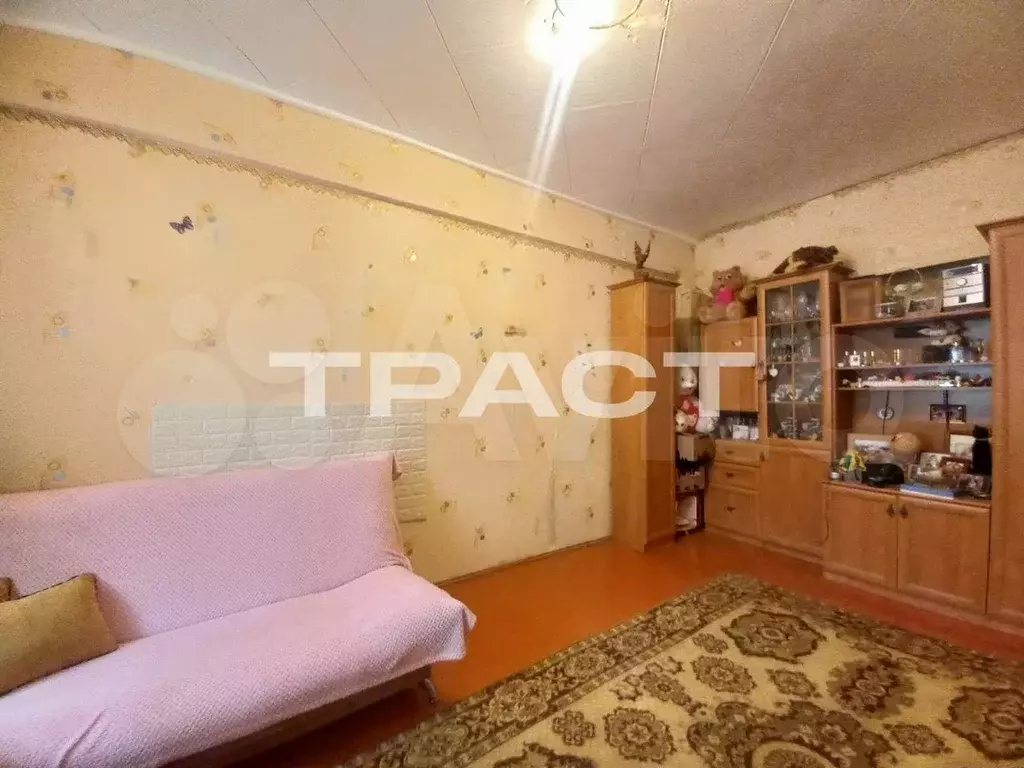 Комната 19 м в 1-к., 1/3 эт. - Фото 1