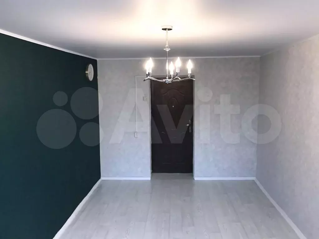 Комната 17,7 м в 1-к., 5/5 эт. - Фото 0