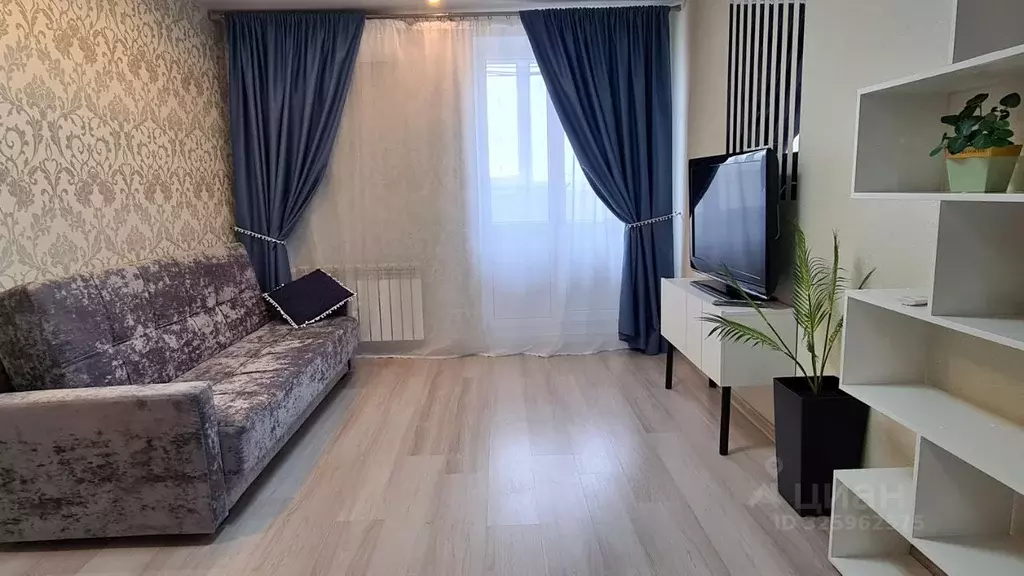 2-к кв. Саратовская область, Саратов ул. Имени С.П. Лисина, 1 (54.3 м) - Фото 1