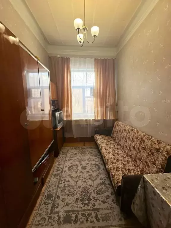 Комната 8 м в 1-к., 2/2 эт. - Фото 1