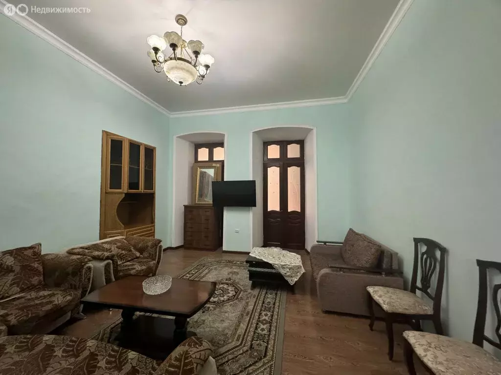3-комнатная квартира: Дербент, улица Курбанова С.Д., 12 (75 м) - Фото 0