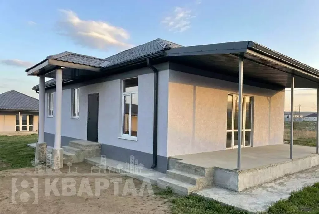 Дом в Краснодарский край, Новороссийск городской округ, Семигорский ... - Фото 1