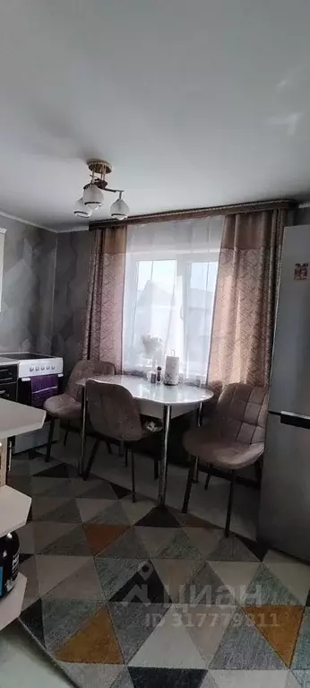 Таунхаус в Алтай, Горно-Алтайск Шелковичная ул. (48 м) - Фото 1